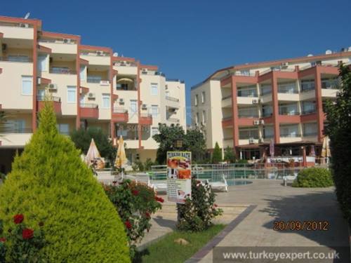 Penthouse appartement met 4 kamers en zeezicht in Altinkum