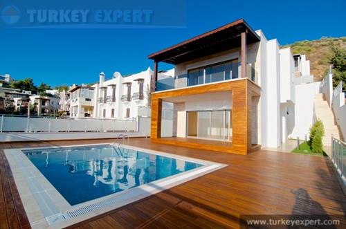 Modern seaview villa with private pool and garage in Bodrum centre