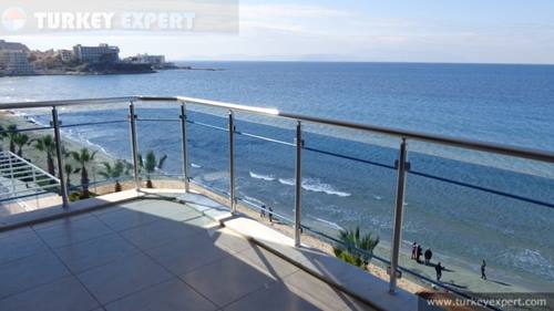 Large apartment right on Ladies Beach Kusadasi