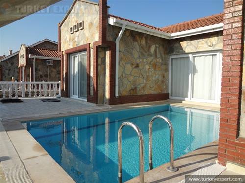 Volledig ingerichte villa met privé zwembad in Kusadasi Sogucak