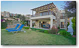 Garden apartment with unblockable sea views in Bodrum Gumusluk