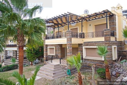 Grote privévilla in Bodrum Yalikavak, privéstrand