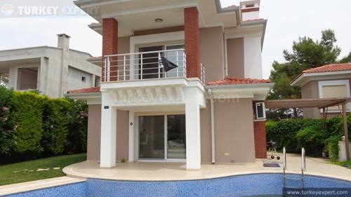 Uitstekend, hoog profiel zeezicht villa met prive zwembad en tuin in Kusadasi Sogucak