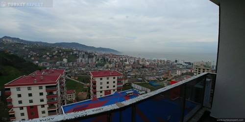Ruim appartement voor verkoop in Trabzon, op de 14e verdieping