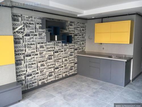 Nieuw flatgebouw met 24 appartementen te koop in Denizli, nabij de Universiteit van Pamukkale