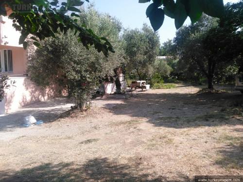 Charmante farmhuis op 1.500 m2 grond, op slechts 10 minuten rijden van Kusadasi centrum