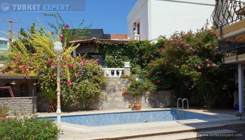 Large private residence with pool in Bodrum centrum