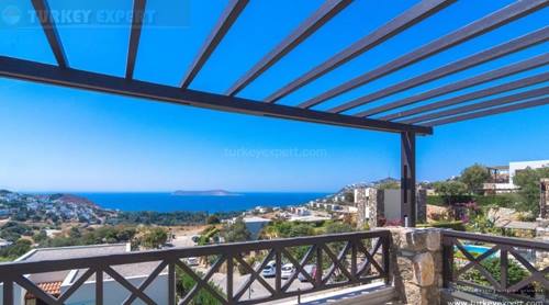 Holiday apartment with sea views for sale in Bodrum