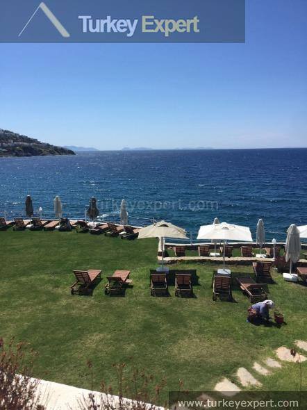 Apartment on waterfront resort in Bodrum Yalikavak