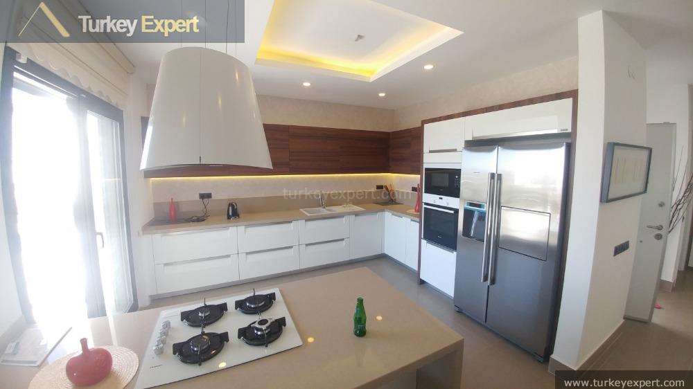 Kuşadası�nda satılık deniz manzaralı akıllı ev