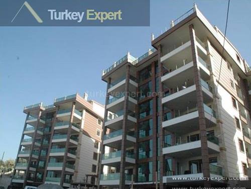 Hoogstaand appartement met zeezicht aan Ladies Beach Kusadasi