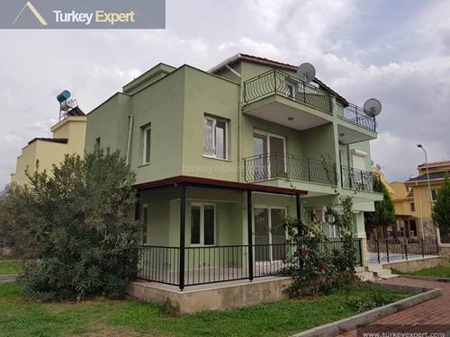 Bargain priced 4 bed villa for sale in Kusadasi