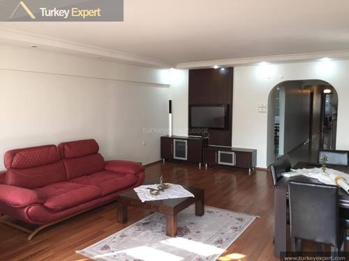3 bedroom spacious apartment for sale in a popular district in Izmir