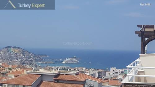 Sea view penthouse apartment for sale in Kusadasi