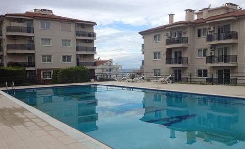 Large apartment with sea views in the marina area of Kusadasi