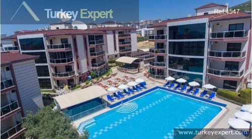 Furnished 2-bedroom apartment with sea views and pool in Kusadasi