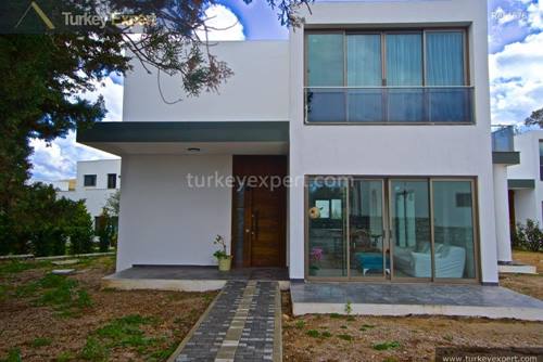 New, modern 3-bedroom villa with 1 bedroom on the ground floor, in Bodrum Gumusluk