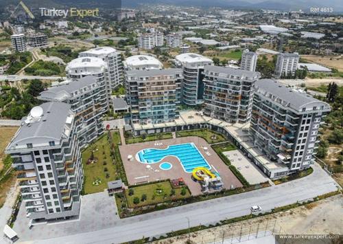 Completed Alanya Avsallar apartments with nice pool and water park