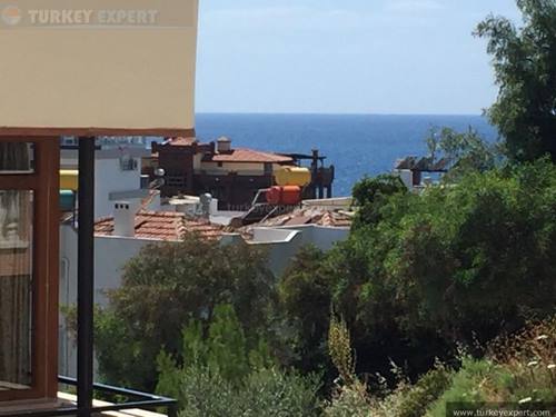 Furnished apartment for sale in Kusadasi only 250 meters to the beach
