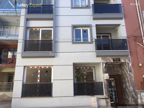Spacious 3 bedroom apartment for sale in Izmir, ideal for families