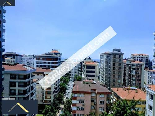 Apartment in an elegant neighborhood near Fenerbahce in Istanbul