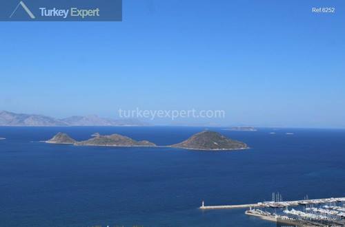 Land in Bodrum for sale with exceptional views only 500 meters to the marina to build a private villa