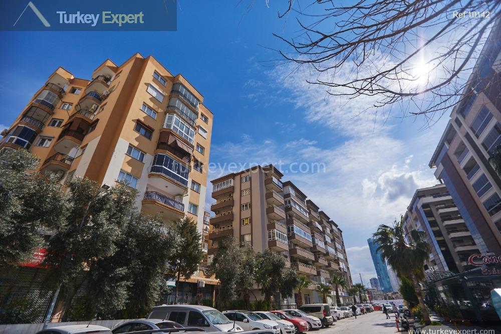 11spacious flat for sale in izmir central location in bayrakli38