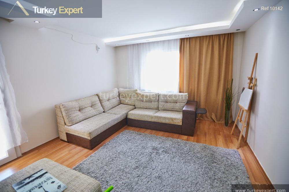 spacious flat for sale in izmir central location in bayrakli18