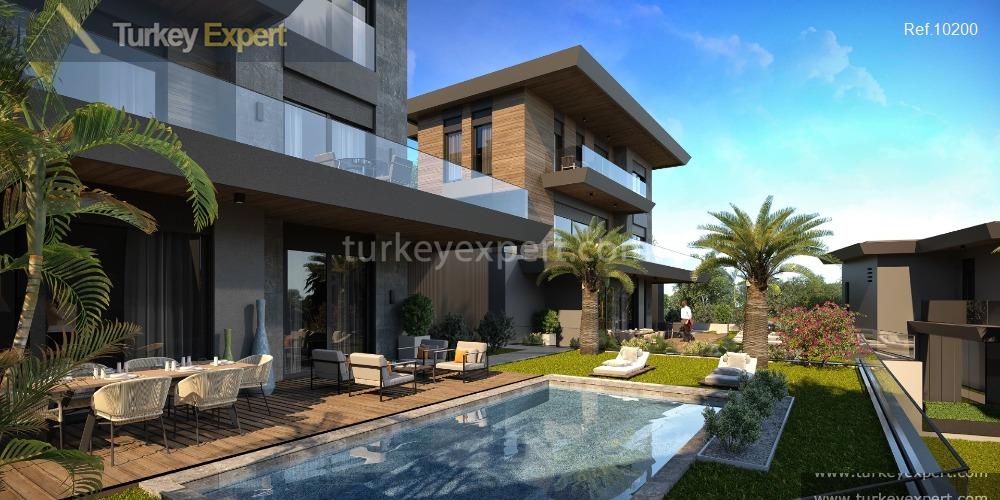 Sea-view villas for sale in Izmir Urla, only 500 meters from the sea 0