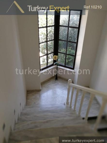 spacious villa for sale in istanbul buyukcekmece next to the13