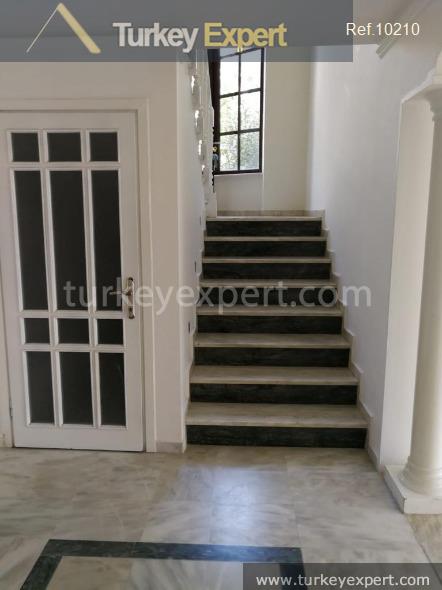 spacious villa for sale in istanbul buyukcekmece next to the14