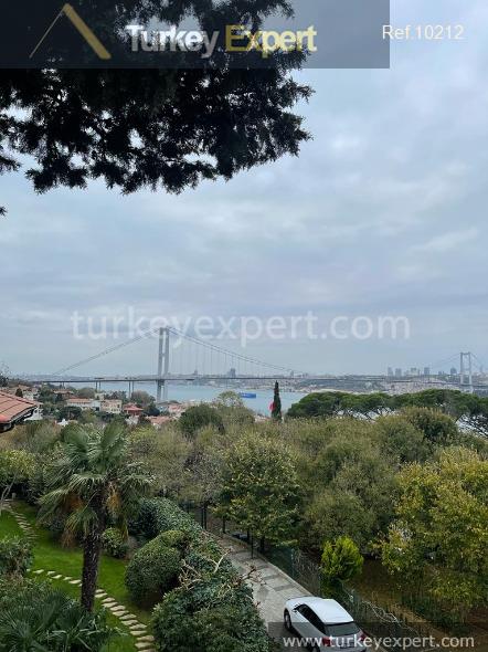 1luxury bosphorus mansion for sale in the anatolian side of1
