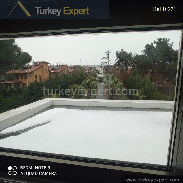 19spectacular waterfront villa with a pool in istanbul buyukcekmece11