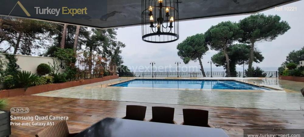 20spectacular waterfront villa with a pool in istanbul buyukcekmece20_midpageimg_