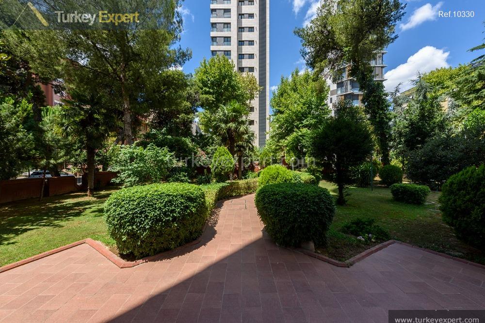 Special apartment for sale in Istanbul Suadiye, a beautiful neighborhood on the Asian side 4