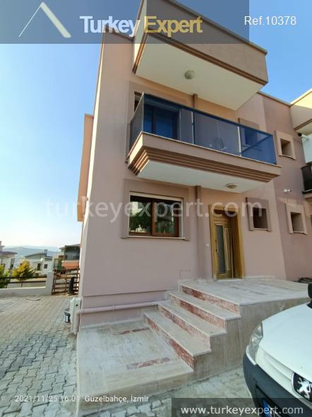 2triplex villa with a private garden and terrace in izmir1