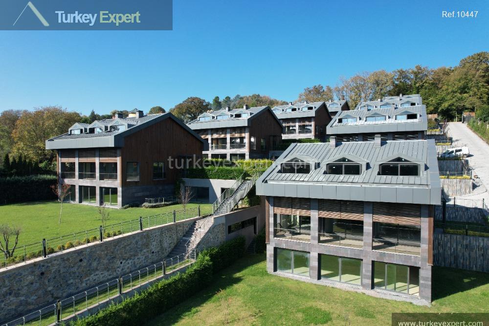 Ready to move spectacular Istanbul Polonezkoy homes in a residential site 3