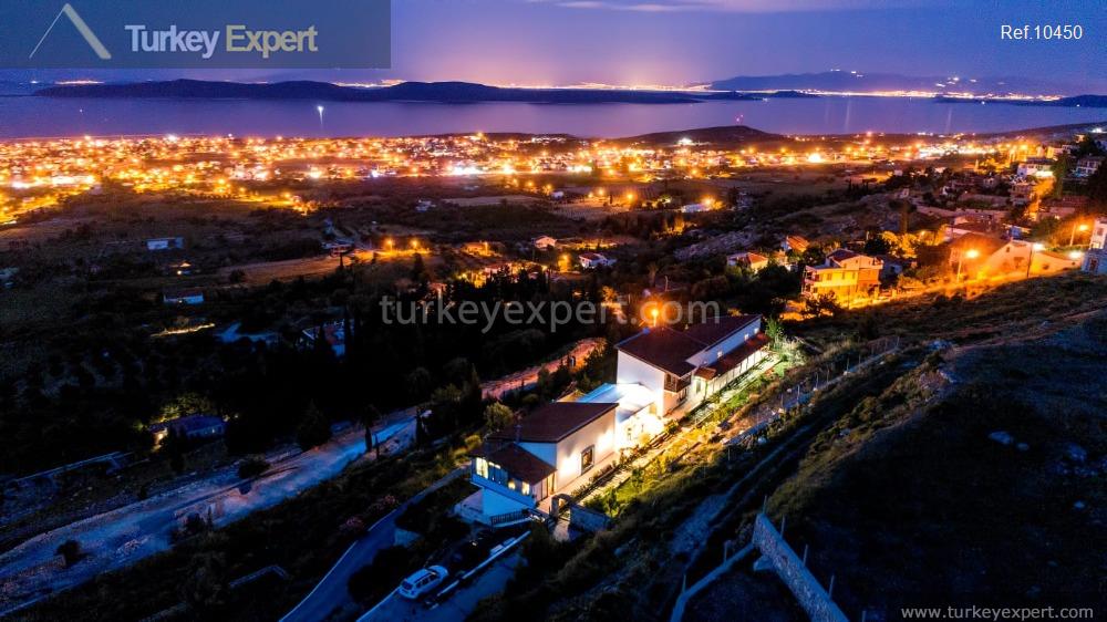 izmir boutique hotel with 10 rooms for sale near the10