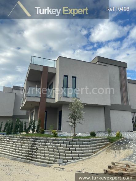 107homes with private pools for sale in istanbul buyukcekmece in3