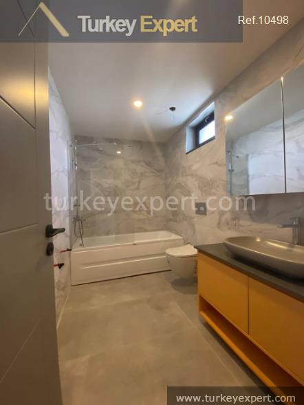 homes with private pools for sale in istanbul buyukcekmece in12
