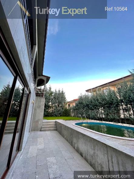 13exclusive multilevel villa with a private pool in yalova3