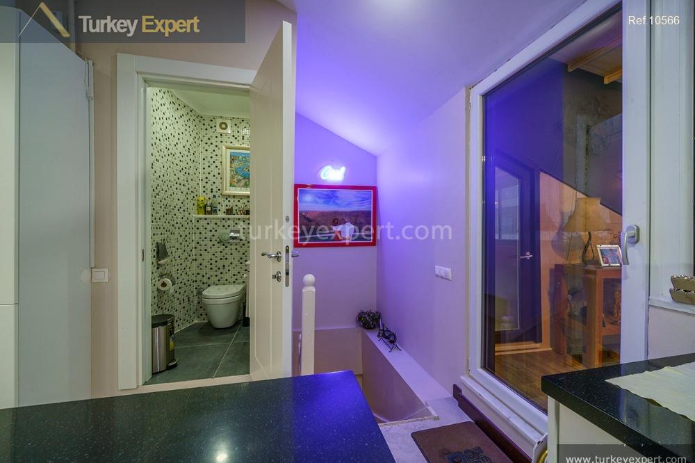 spacious penthouse with two large terraces in kadikoy istanbul12