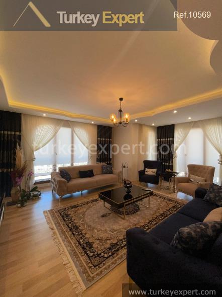 6fullyfurnished spacious duplex apartment on a boutique site for sale5_midpageimg_