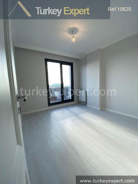 5bright apartments and commercial stores for sale in istanbul esenyurt9