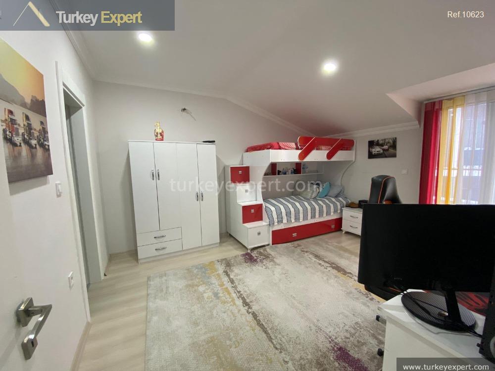 spacious duplex apartment in istanbul beylikduzu with 6 bedrooms 228