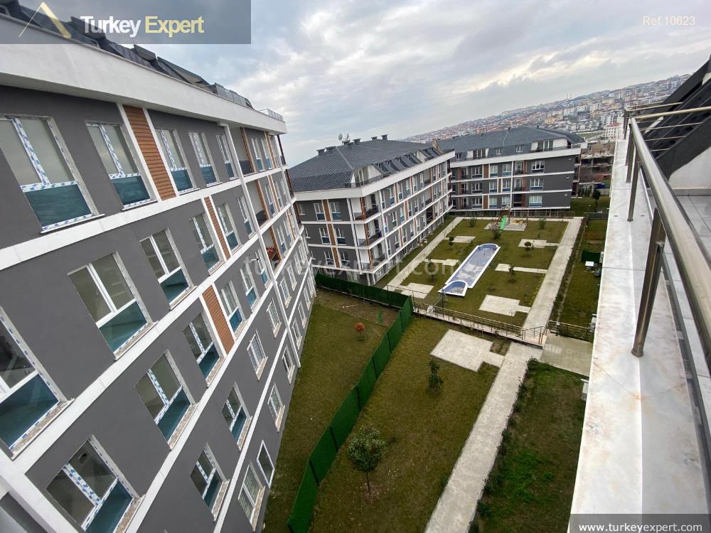 spacious duplex apartment in istanbul beylikduzu with 6 bedrooms 238