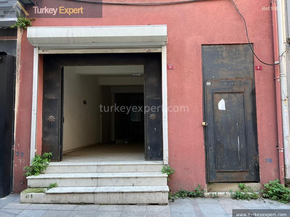 14threefloor building with an open terrace for sale in sultan26