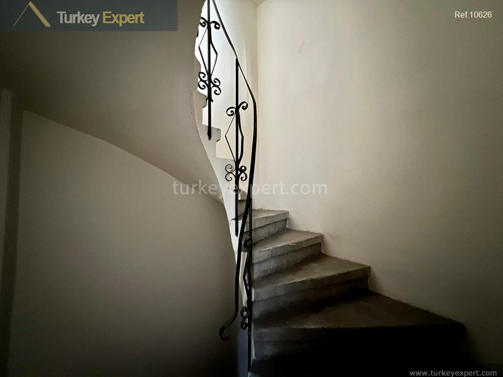 22threefloor building with an open terrace for sale in sultan18