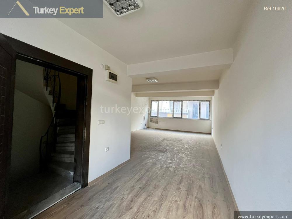 24threefloor building with an open terrace for sale in sultan19