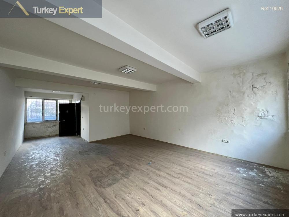 25threefloor building with an open terrace for sale in sultan11